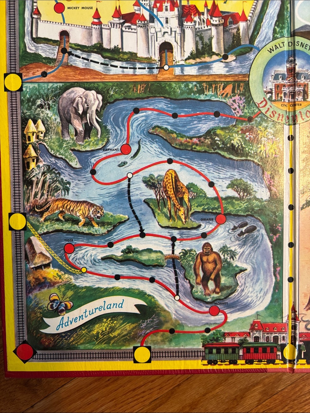 Disney DIsneyland Game Box - Red with Green and Yellow Logo - Picture 5 of 9